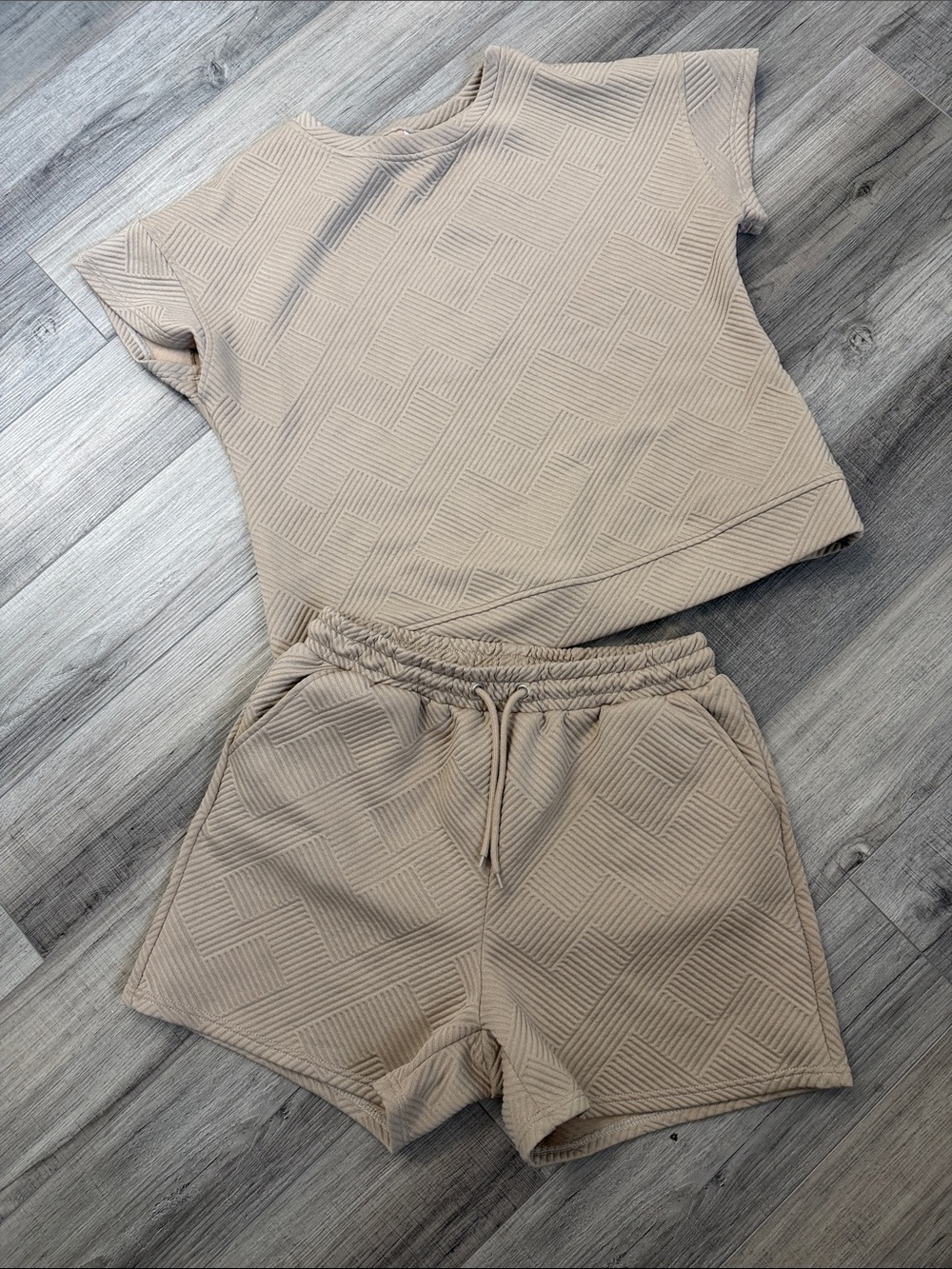 Women's Textured High-Waist Shorts — Cream Set